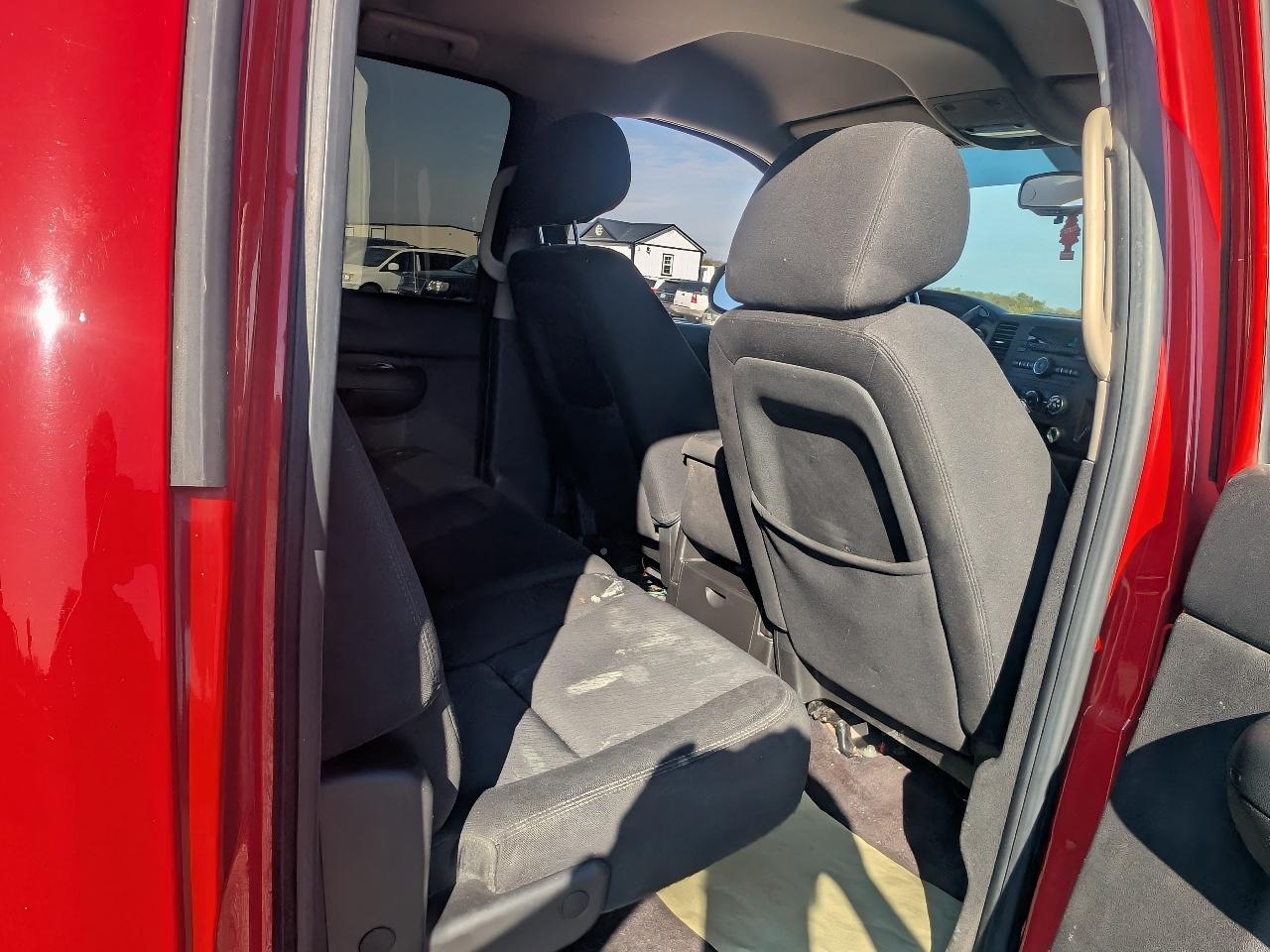 Chevrolet Silverado 1500 4WD Crew Cab 143.5" LT w/1LT 2010