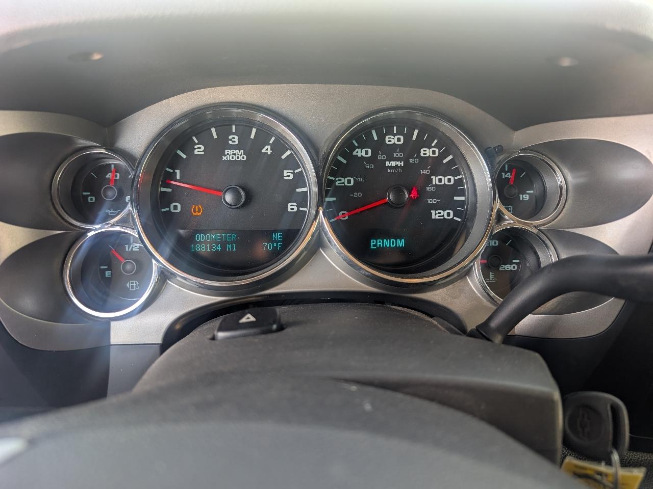 Chevrolet Silverado 1500 4WD Crew Cab 143.5" LT w/1LT 2010