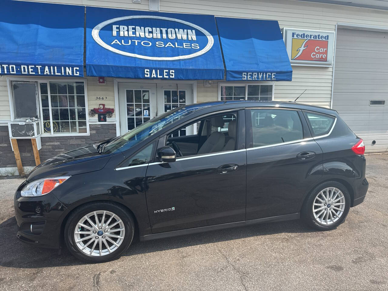 2013 Ford C-Max Hybrid SEL photo 2