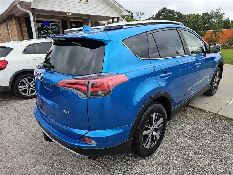 Toyota RAV4 XLE FWD 2016