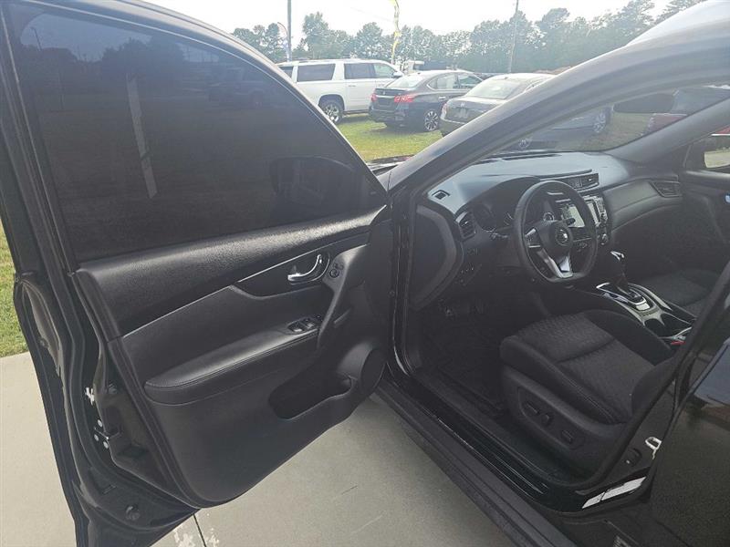 Nissan Rogue SV 2WD 2020