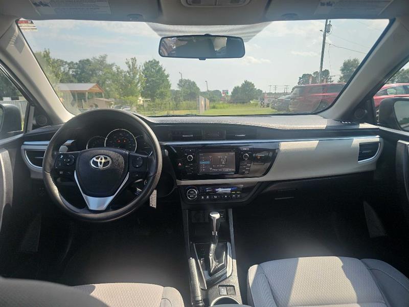 Toyota Corolla LE CVT 2015