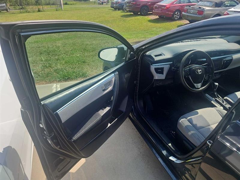 Toyota Corolla LE CVT 2015