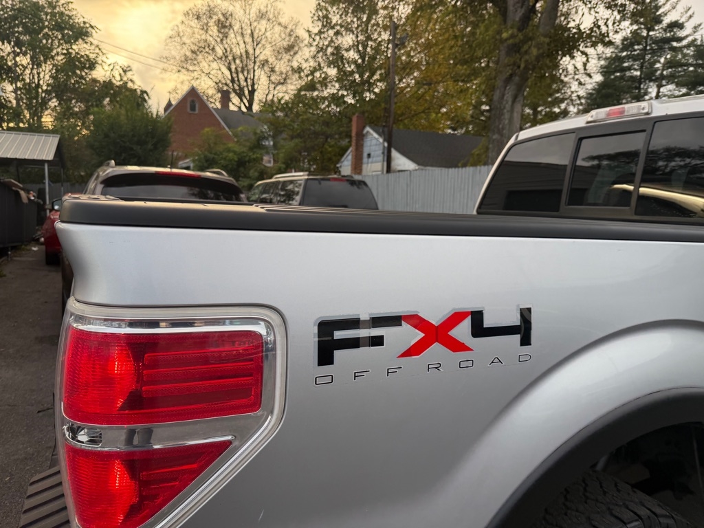 Ford F-150 FX4 SuperCab 6.5-ft. Bed 4WD 2010 Ford F-150 FX4 SuperCab 6.5-ft. Bed 4WD 2010