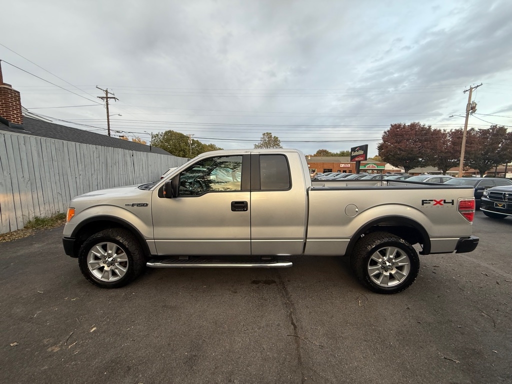 Ford F-150 FX4 SuperCab 6.5-ft. Bed 4WD 2010 Ford F-150 FX4 SuperCab 6.5-ft. Bed 4WD 2010