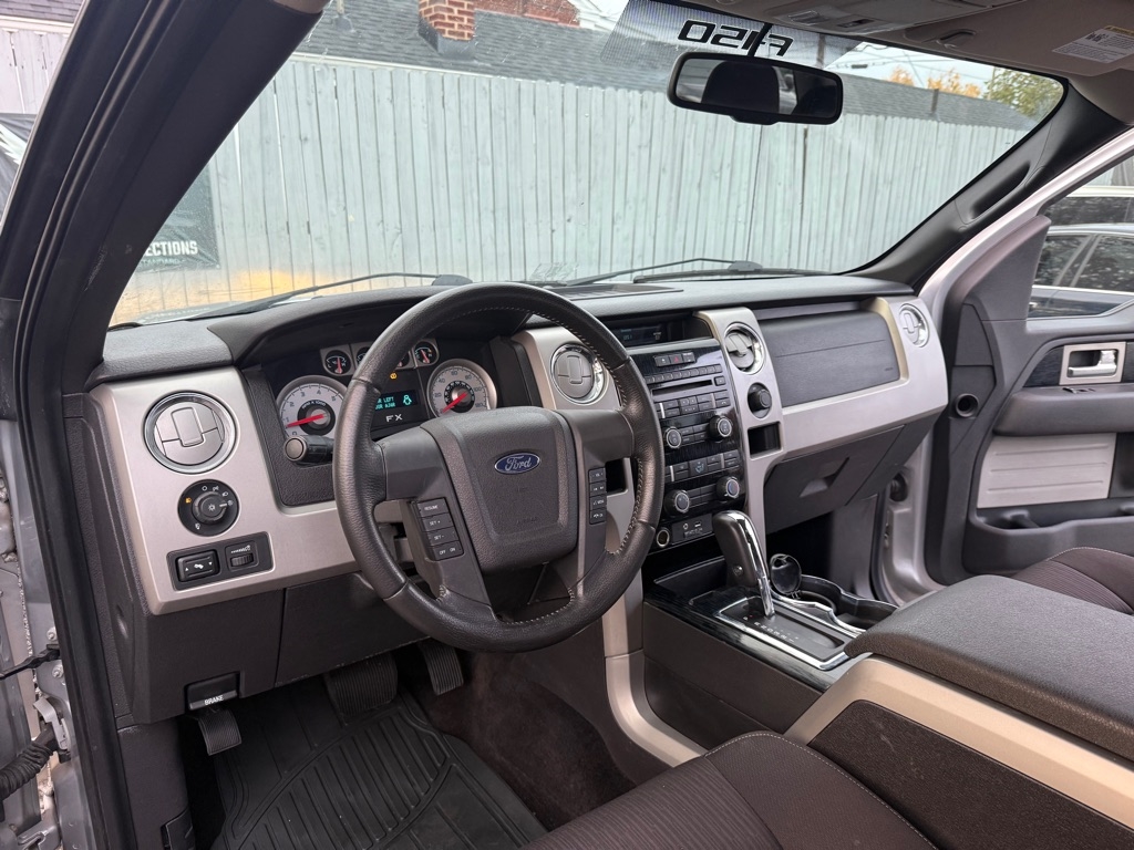 Ford F-150 FX4 SuperCab 6.5-ft. Bed 4WD 2010 Ford F-150 FX4 SuperCab 6.5-ft. Bed 4WD 2010