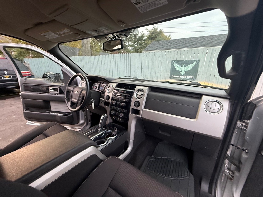 Ford F-150 FX4 SuperCab 6.5-ft. Bed 4WD 2010 Ford F-150 FX4 SuperCab 6.5-ft. Bed 4WD 2010