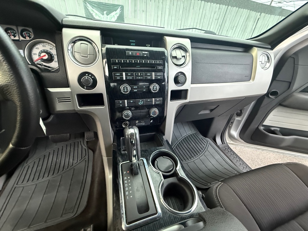 Ford F-150 FX4 SuperCab 6.5-ft. Bed 4WD 2010 Ford F-150 FX4 SuperCab 6.5-ft. Bed 4WD 2010