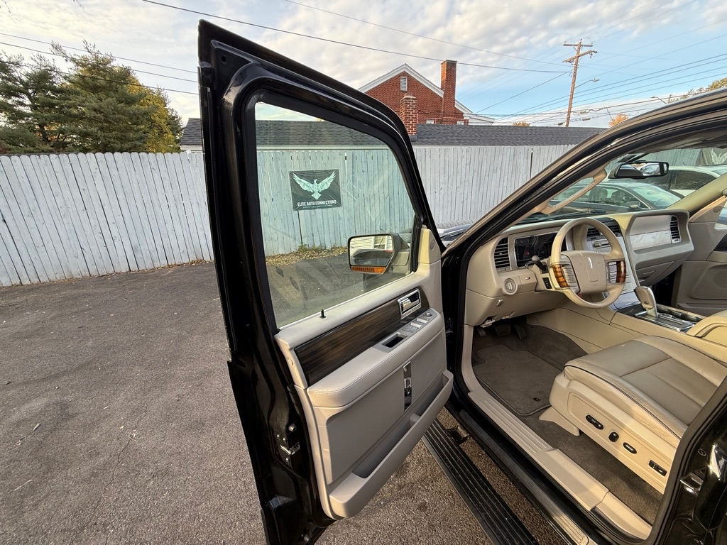 Lincoln Navigator 4WD Ultimate 2007 Lincoln Navigator 4WD Ultimate 2007