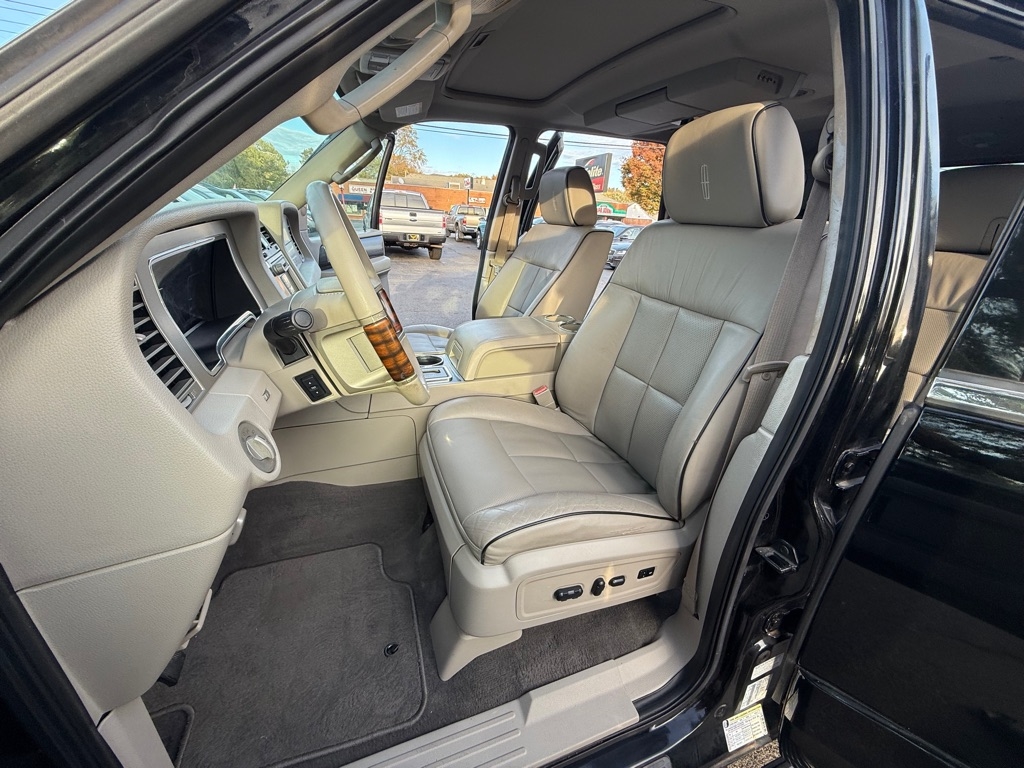 Lincoln Navigator 4WD Ultimate 2007 Lincoln Navigator 4WD Ultimate 2007