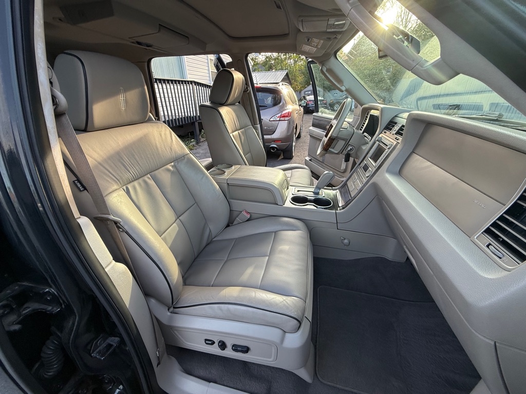 Lincoln Navigator 4WD Ultimate 2007 Lincoln Navigator 4WD Ultimate 2007