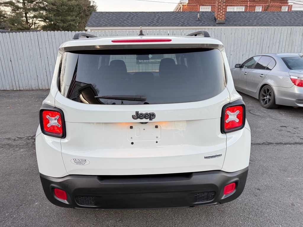 Jeep Renegade Latitude FWD 2016