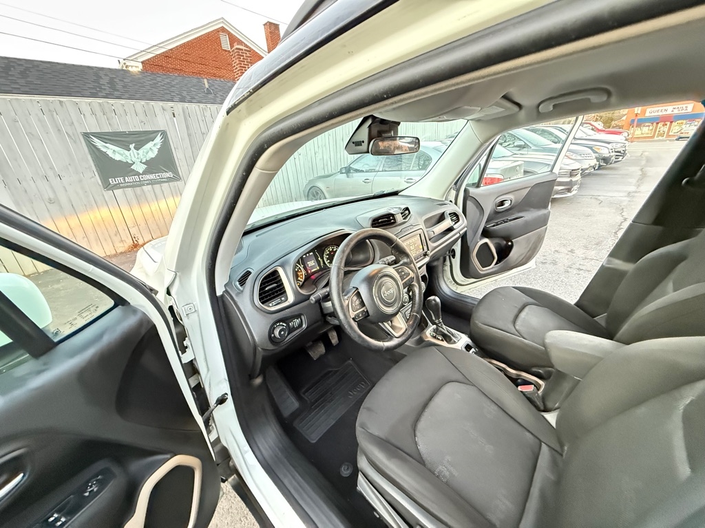 Jeep Renegade Latitude FWD 2016