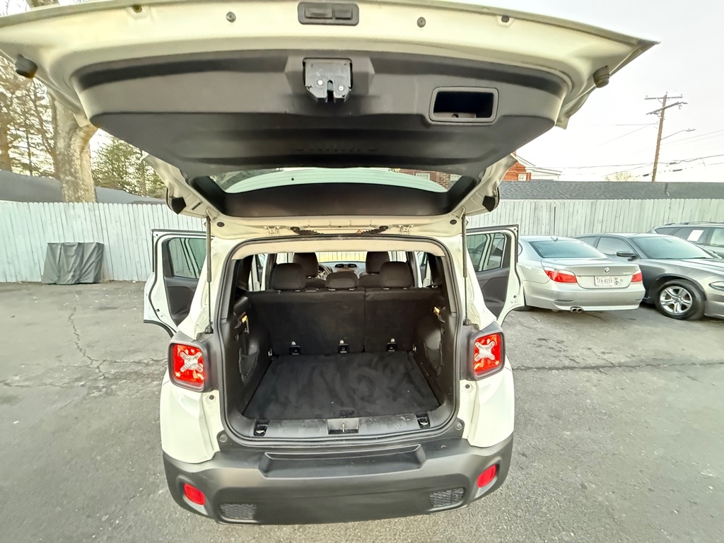 Jeep Renegade Latitude FWD 2016