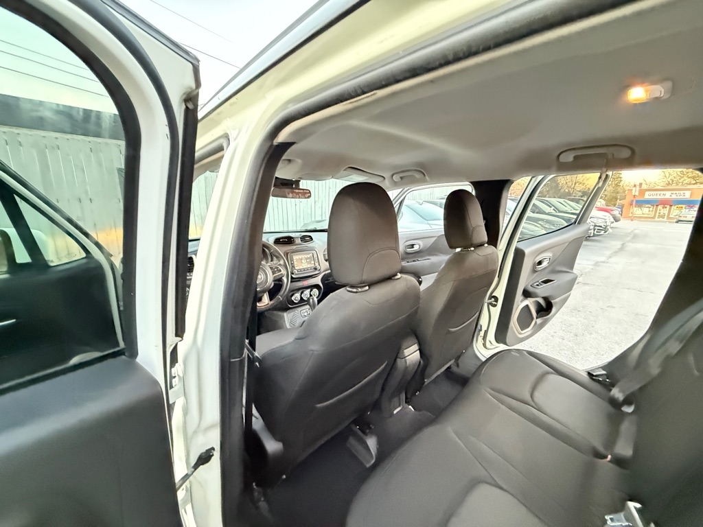 Jeep Renegade Latitude FWD 2016