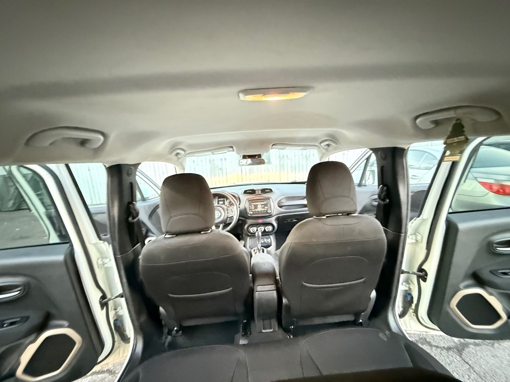 Jeep Renegade Latitude FWD 2016