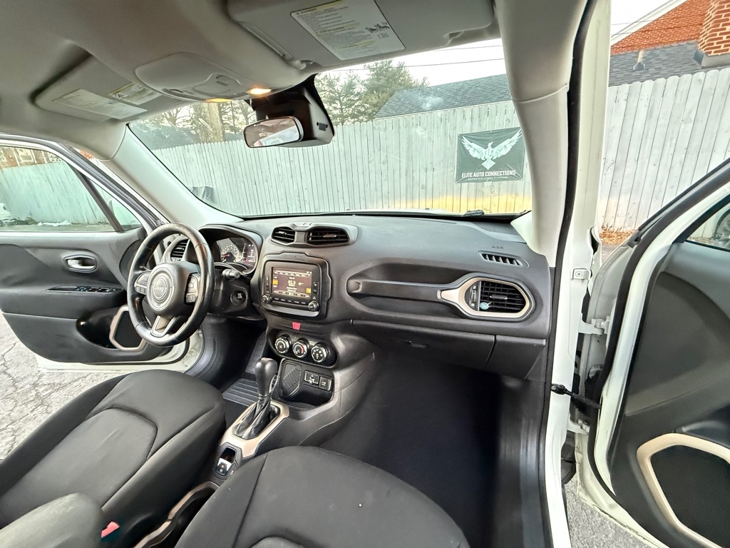 Jeep Renegade Latitude FWD 2016
