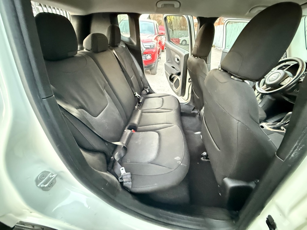 Jeep Renegade Latitude FWD 2016