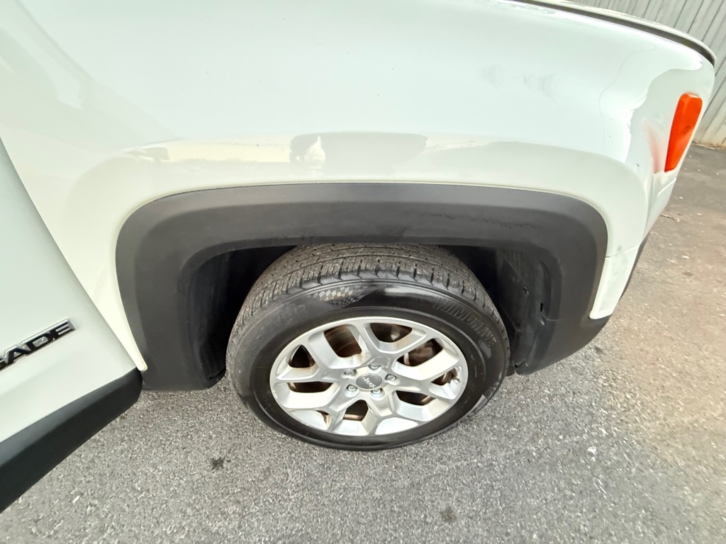 Jeep Renegade Latitude FWD 2016