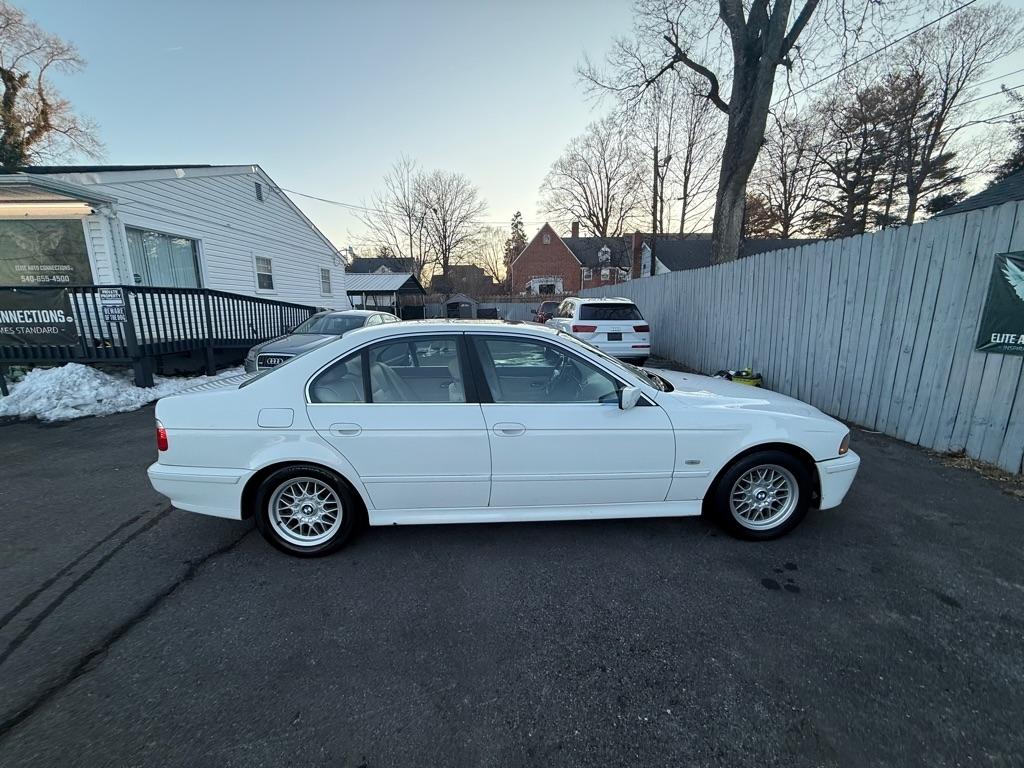 BMW 5-Series 525i 2002