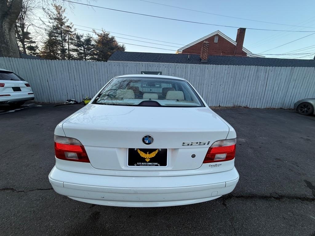 BMW 5-Series 525i 2002