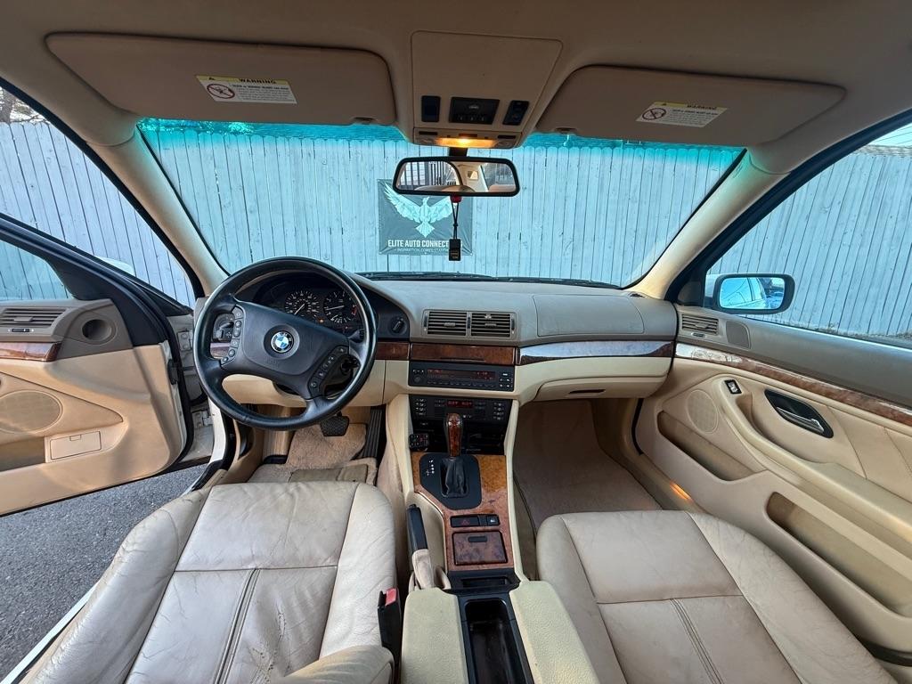 BMW 5-Series 525i 2002