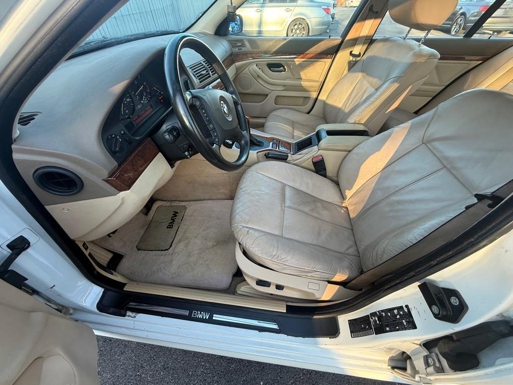 BMW 5-Series 525i 2002