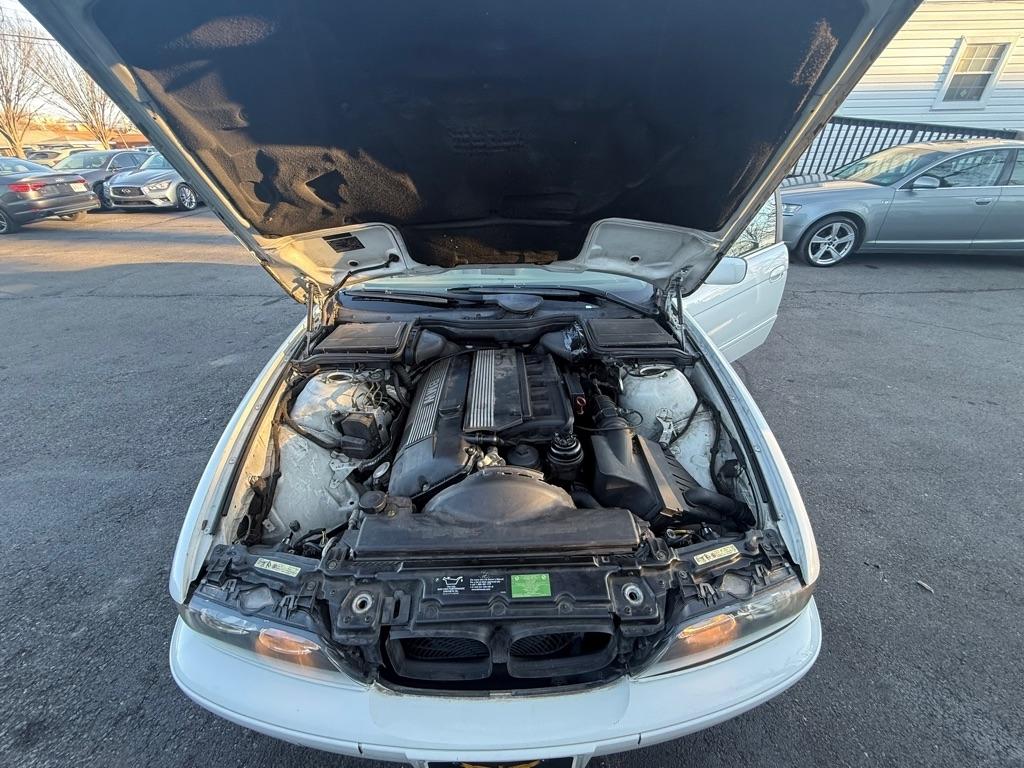 BMW 5-Series 525i 2002