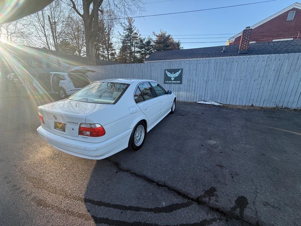 BMW 5-Series 525i 2002