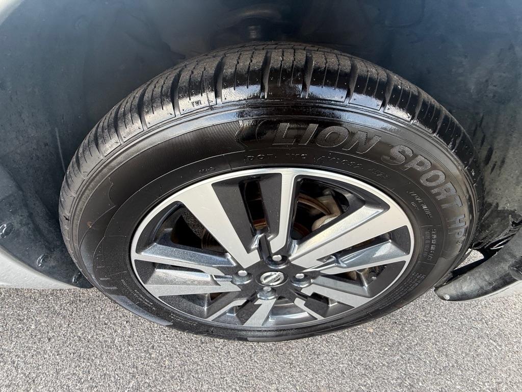 Nissan Versa SV 2021