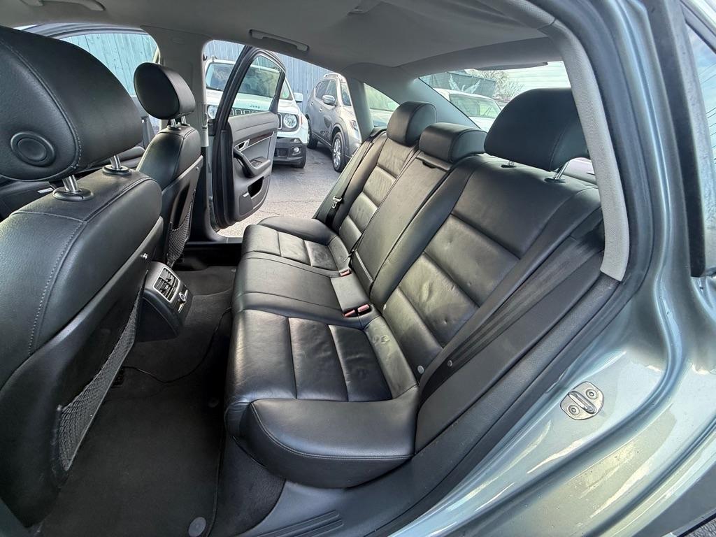 Audi A6 3.2 with Tiptronic 2008