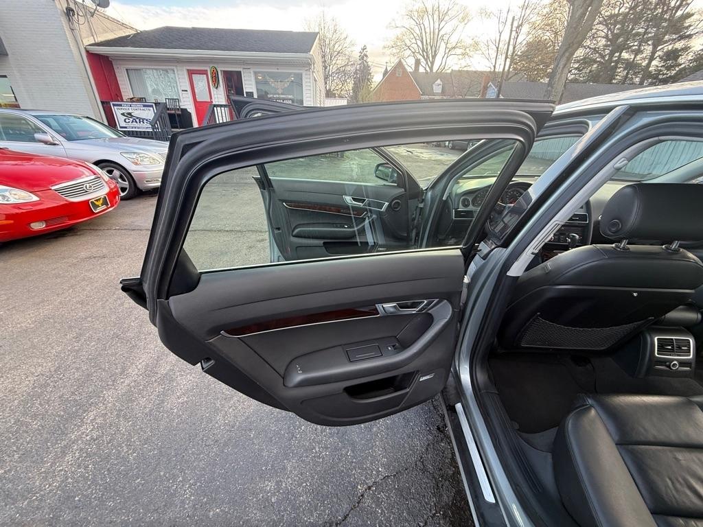 Audi A6 3.2 with Tiptronic 2008