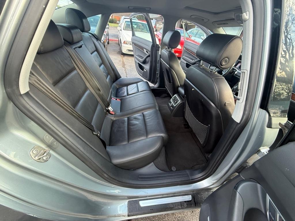 Audi A6 3.2 with Tiptronic 2008