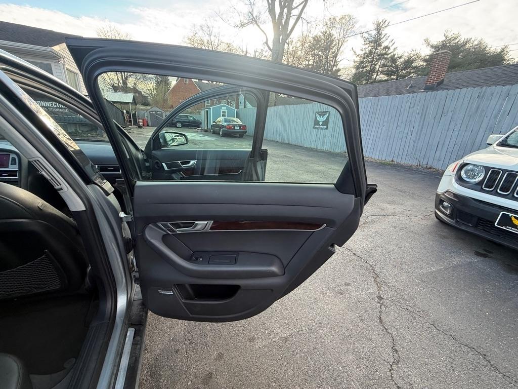 Audi A6 3.2 with Tiptronic 2008