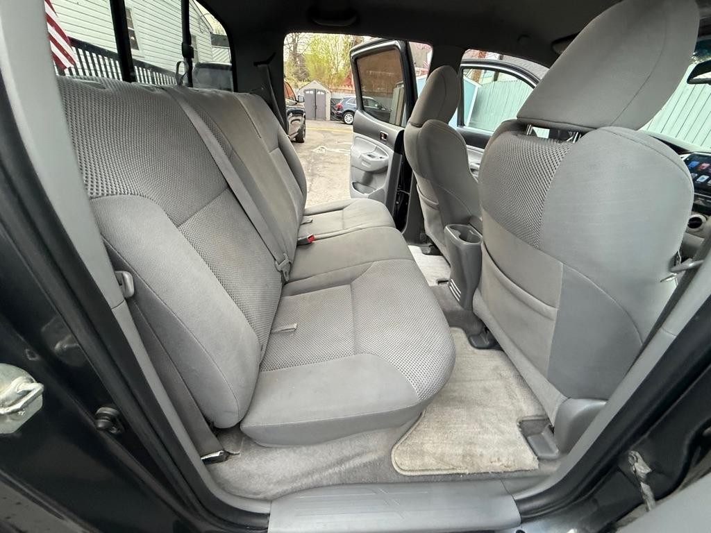 Toyota Tacoma Double Cab Long Bed V6 Auto 4WD 2010