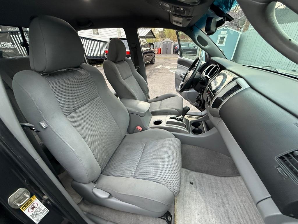 Toyota Tacoma Double Cab Long Bed V6 Auto 4WD 2010