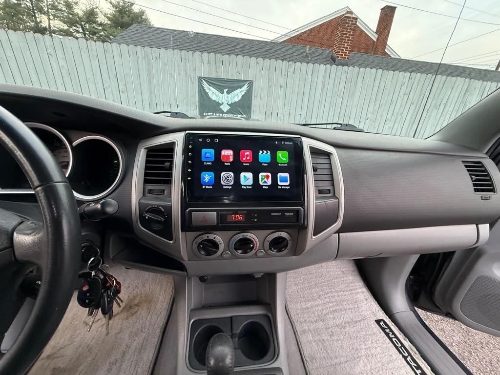 Toyota Tacoma Double Cab Long Bed V6 Auto 4WD 2010