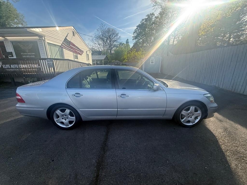 Lexus LS 430 Sedan 2006