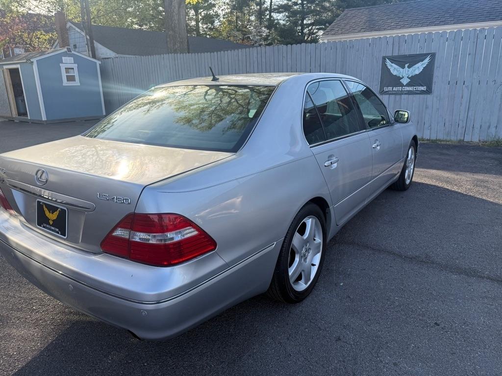 Lexus LS 430 Sedan 2006