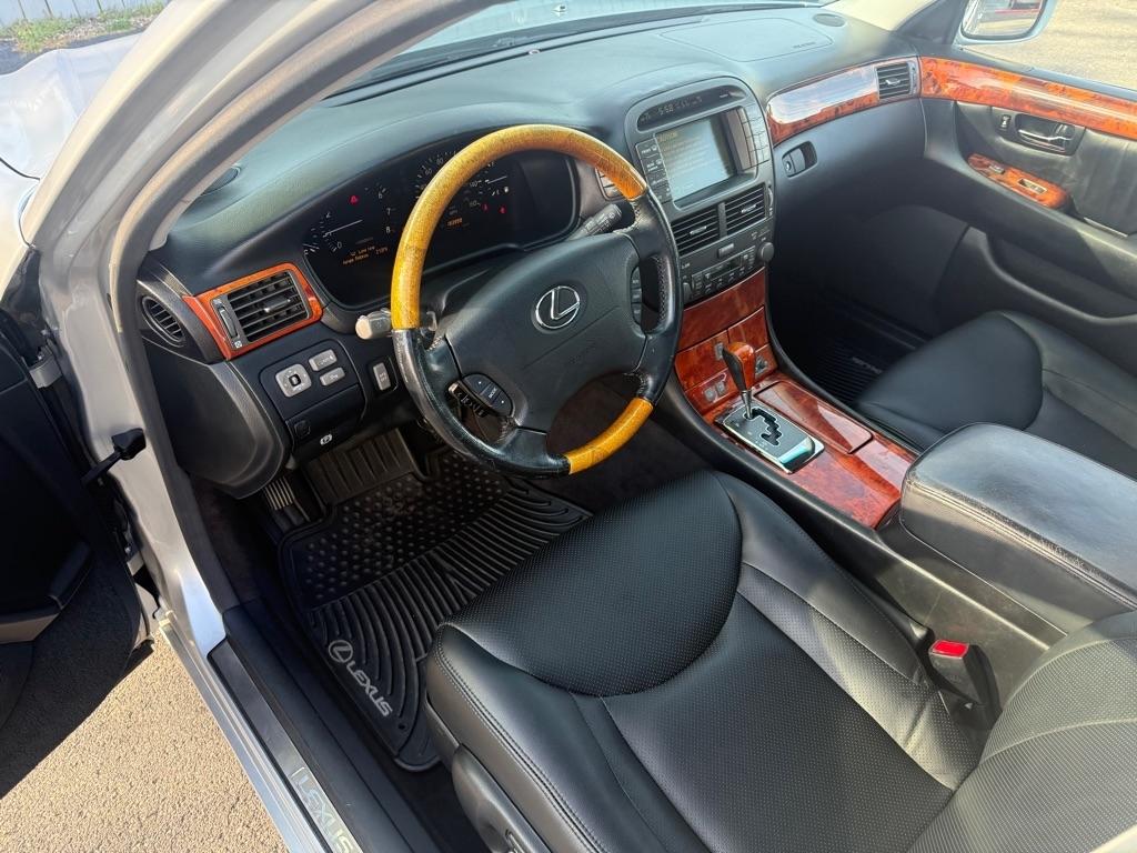 Lexus LS 430 Sedan 2006