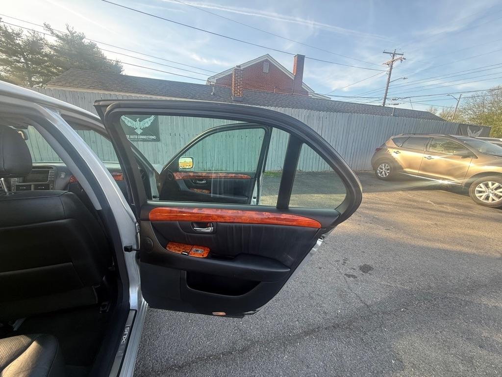 Lexus LS 430 Sedan 2006