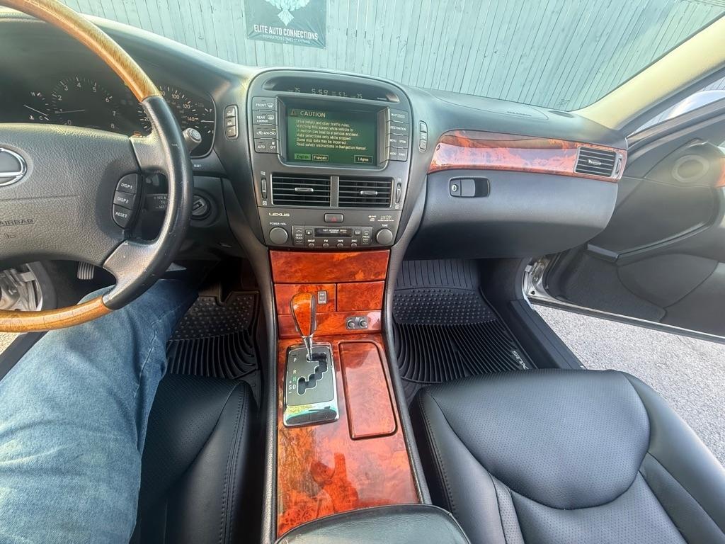 Lexus LS 430 Sedan 2006