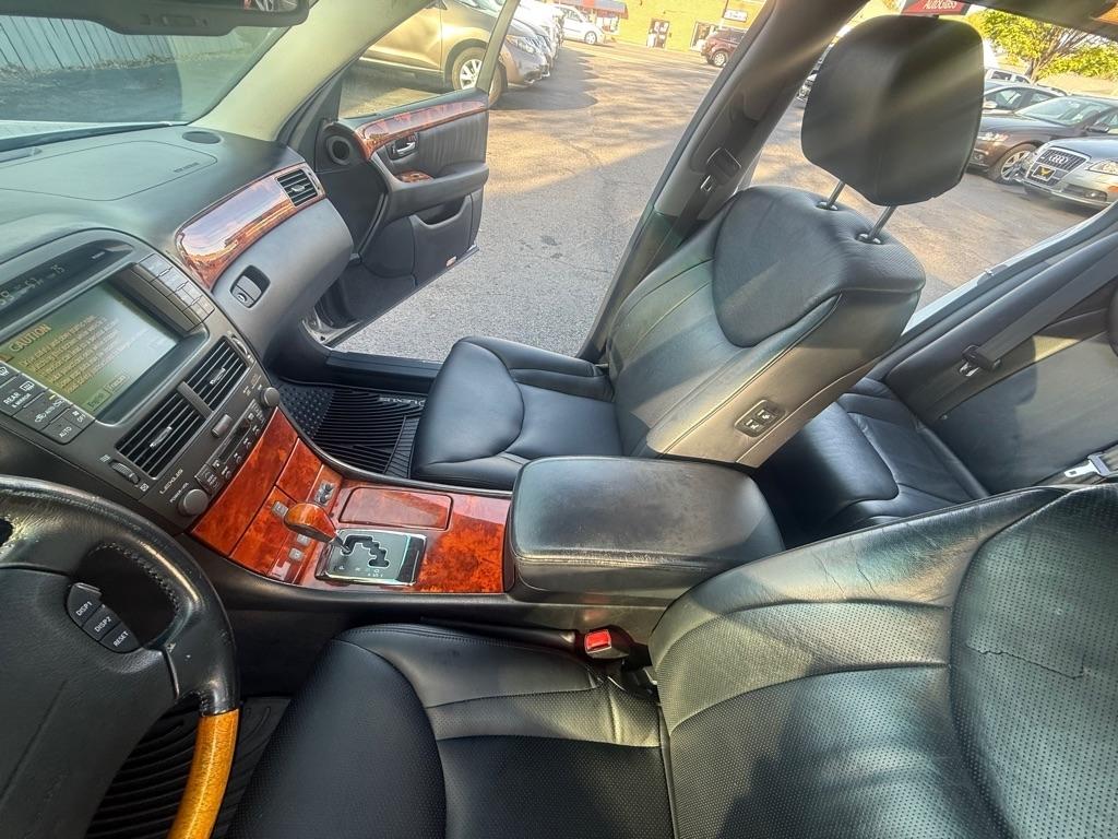 Lexus LS 430 Sedan 2006