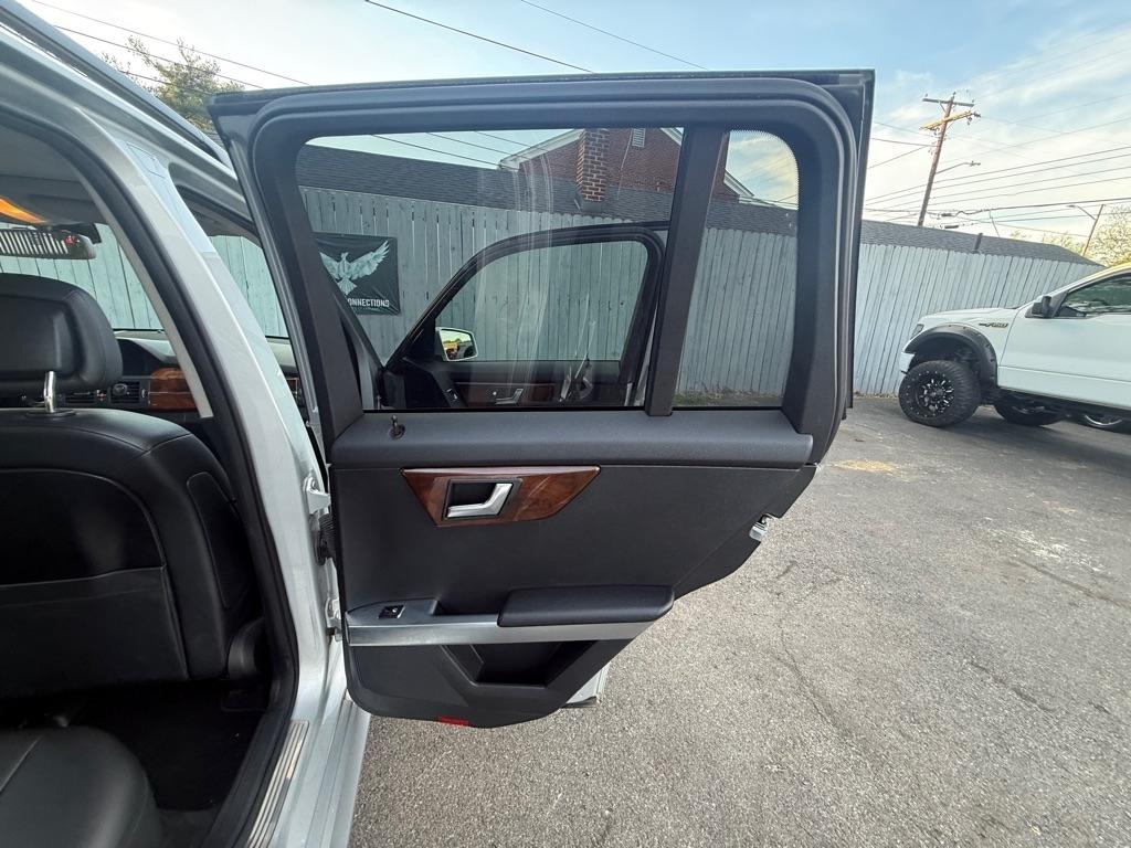 Mercedes-Benz GLK-Class GLK350 4MATIC 2012