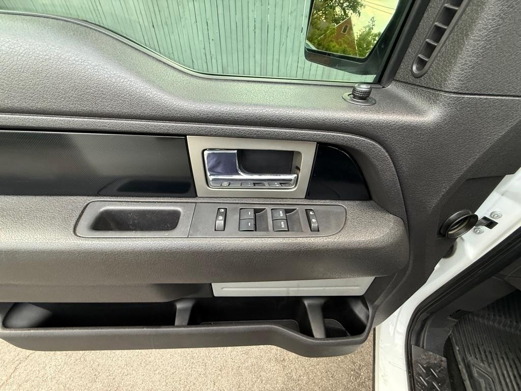 Ford F-150 FX4 SuperCrew 5.5-ft. Bed 4WD 2012