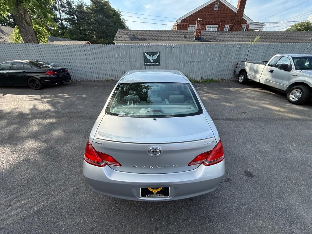 Toyota Avalon Limited 2006