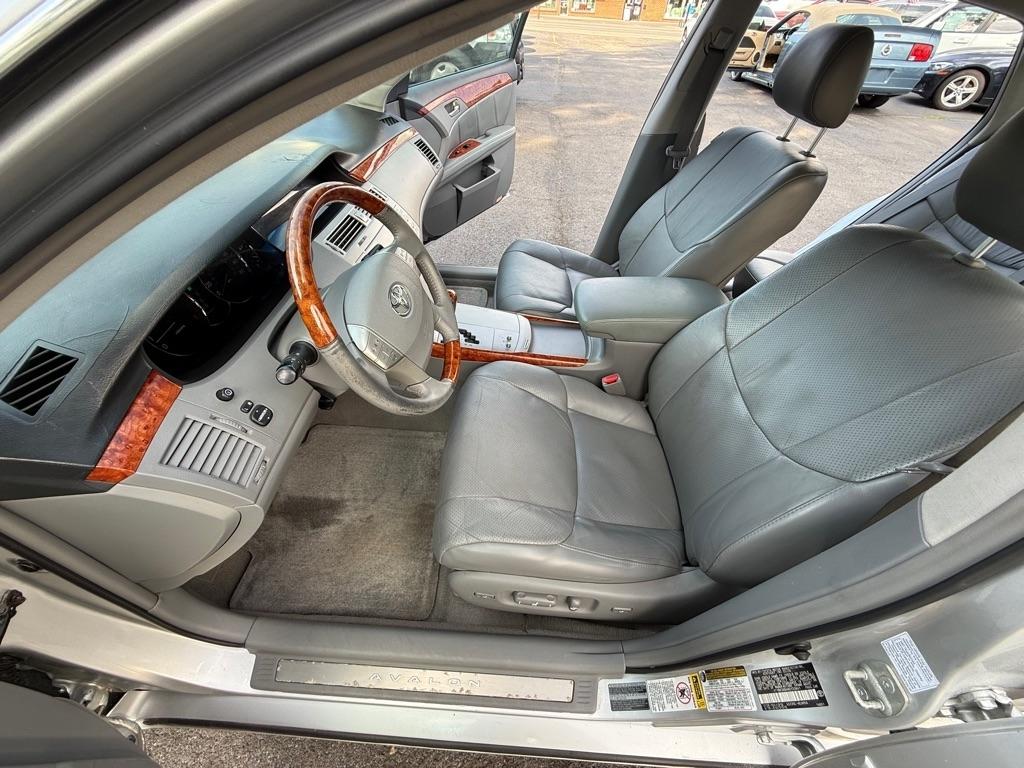 Toyota Avalon Limited 2006
