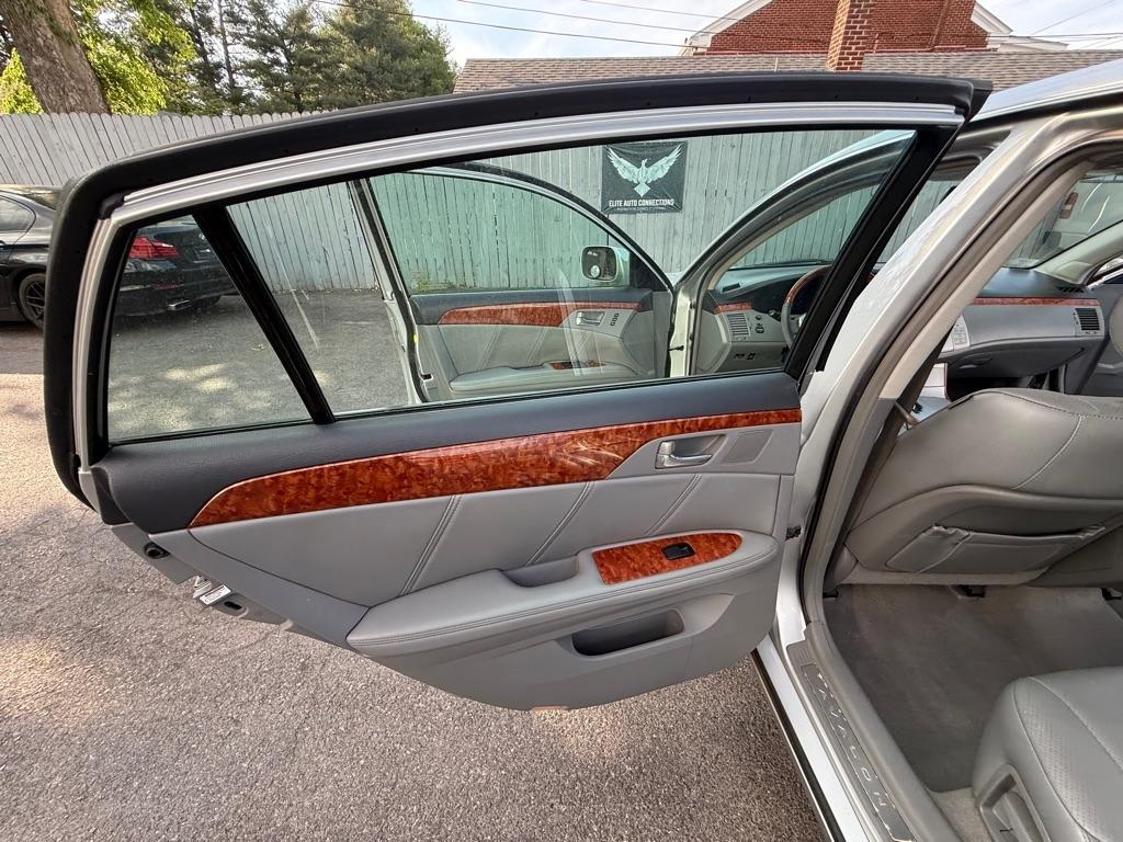 Toyota Avalon Limited 2006