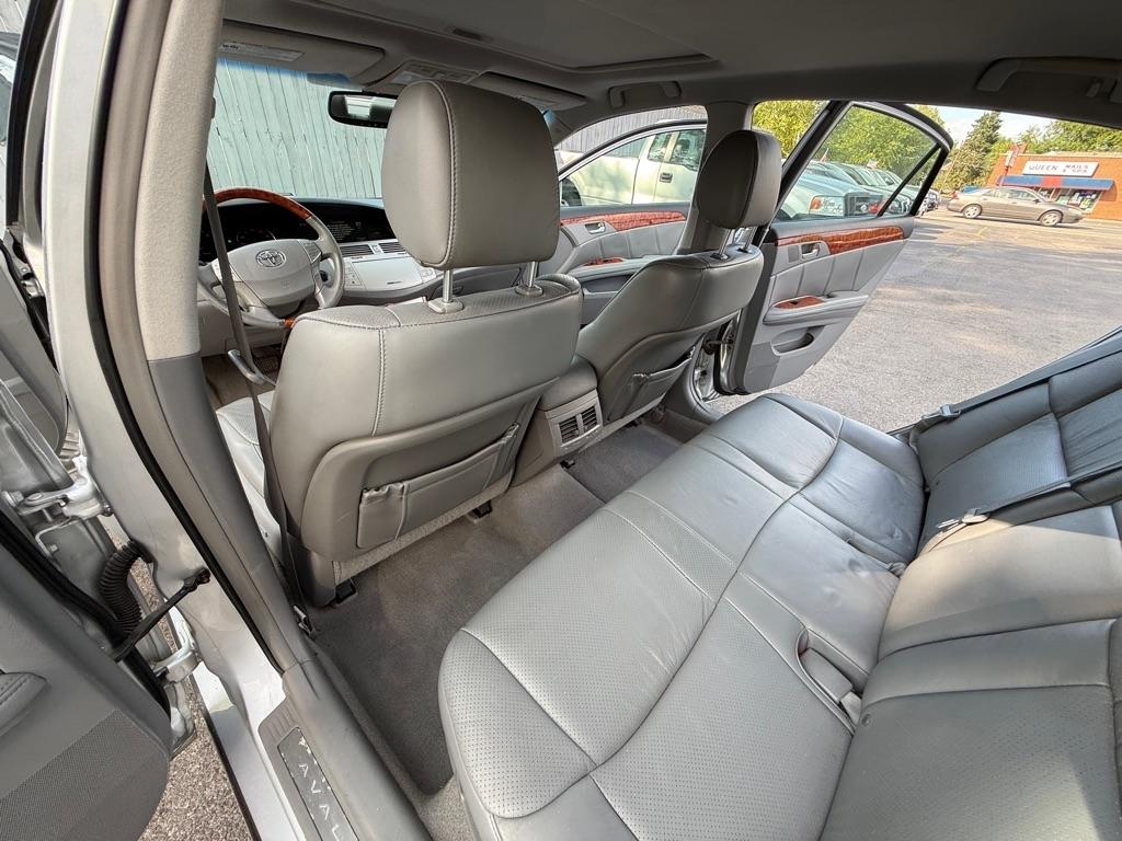 Toyota Avalon Limited 2006