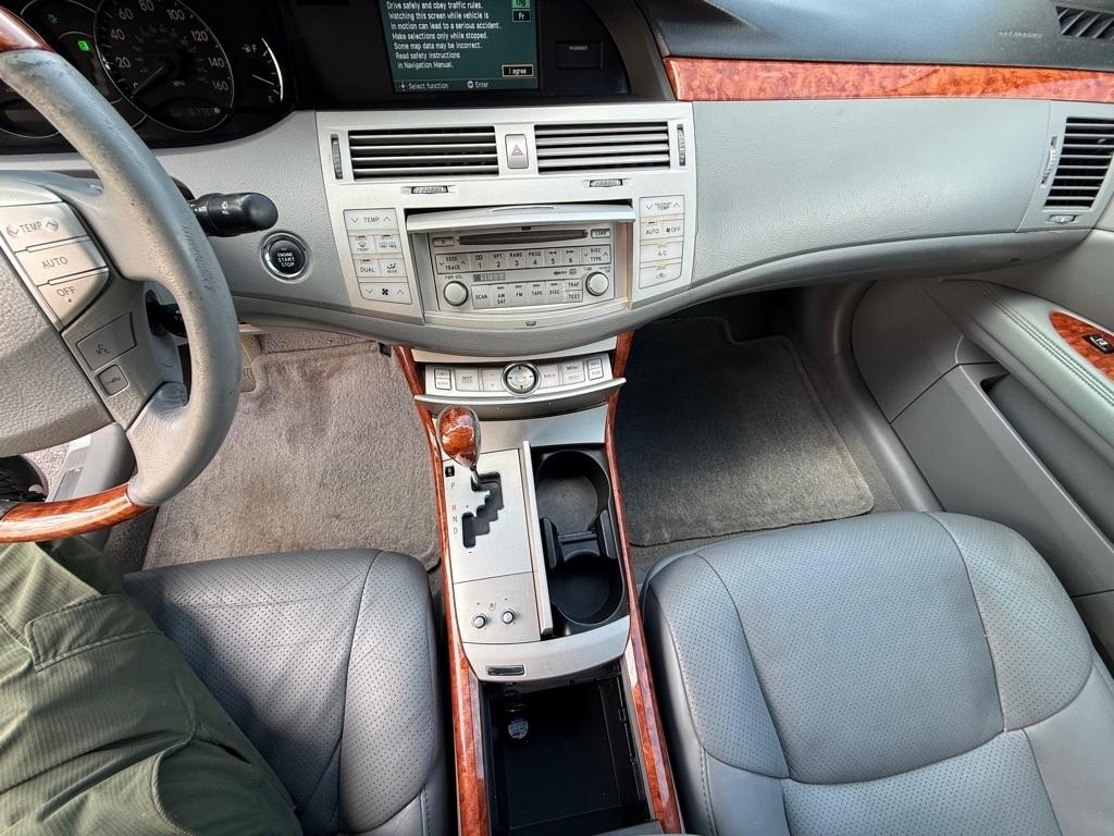 Toyota Avalon Limited 2006